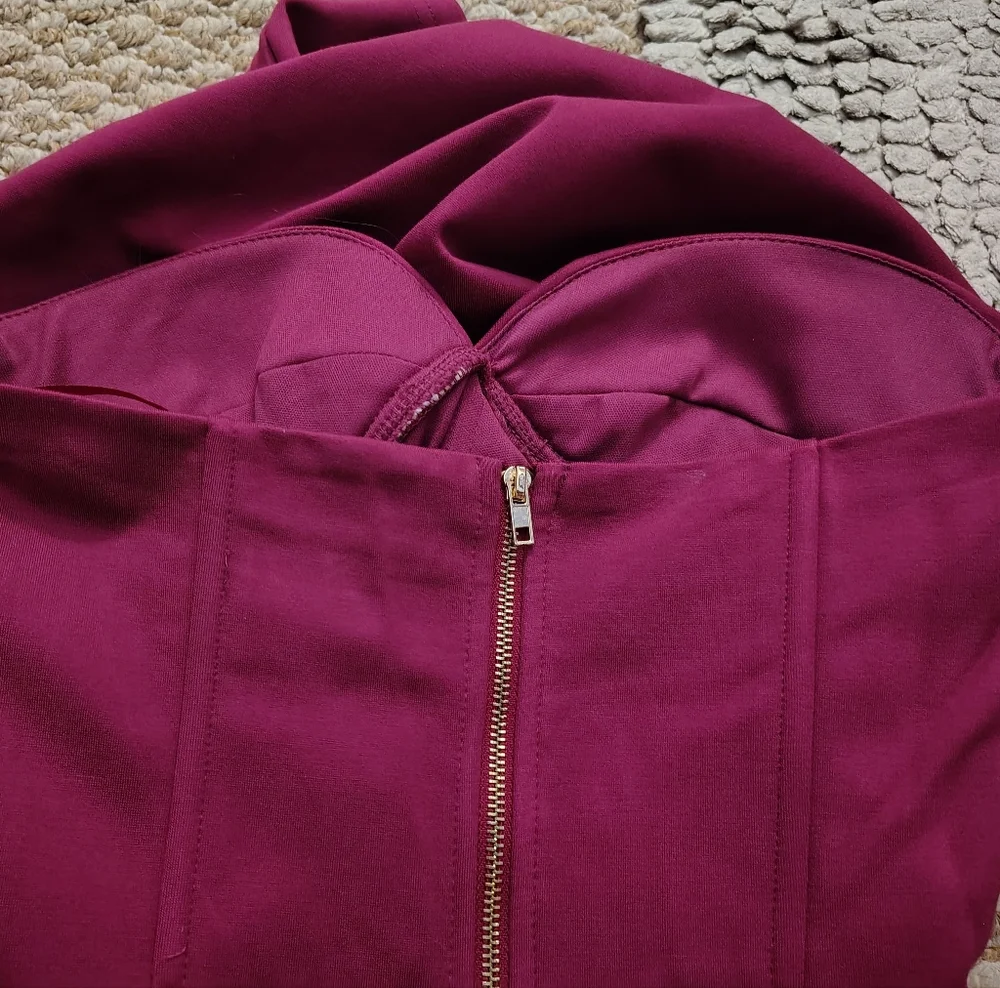 Strapless Fuchsia Dress - Picture 3 of 6